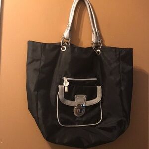 New Poppie Jones nylon tote